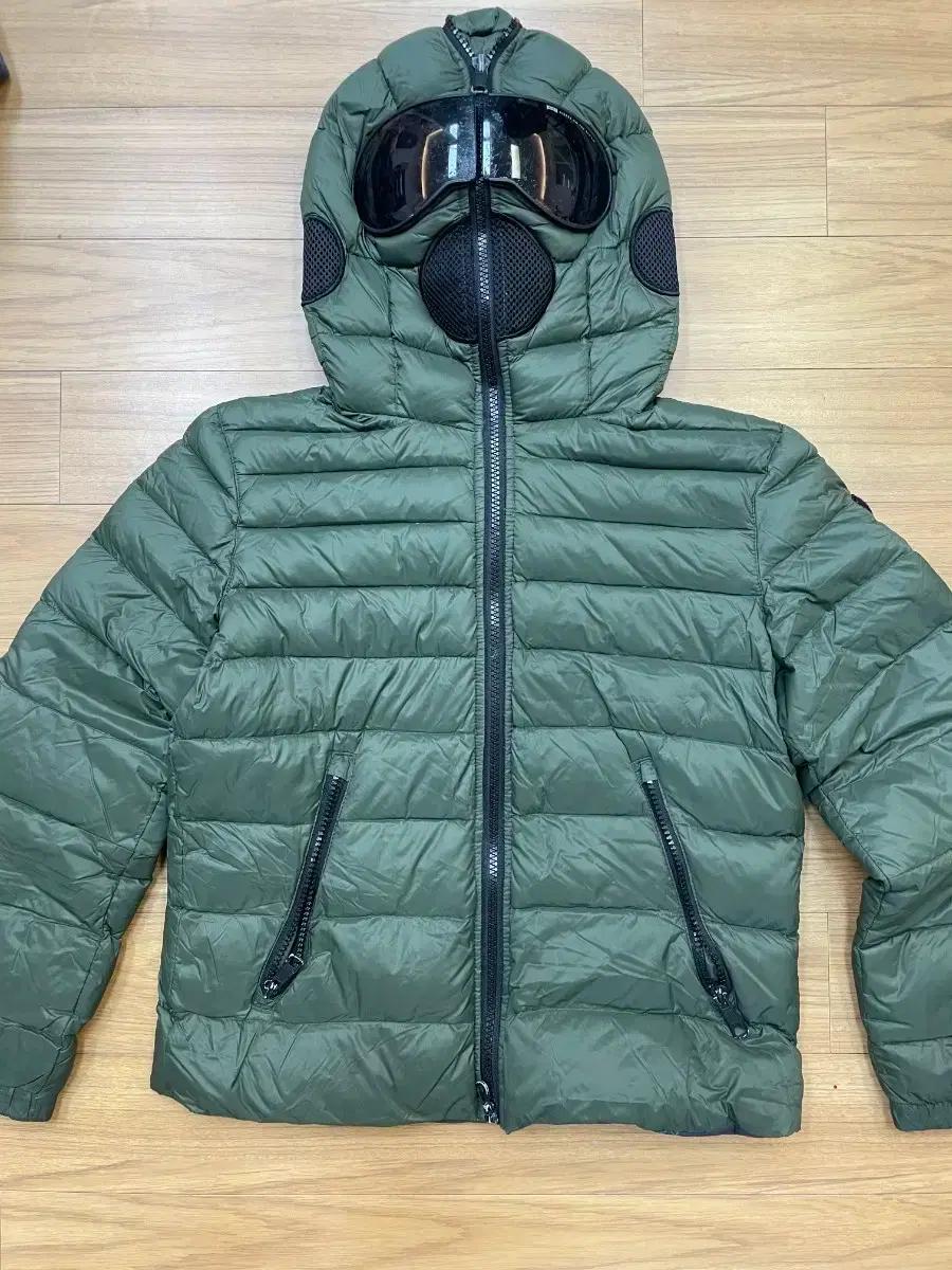 AI Riders on the Storm 키즈 패딩입니다- 색상: 올리