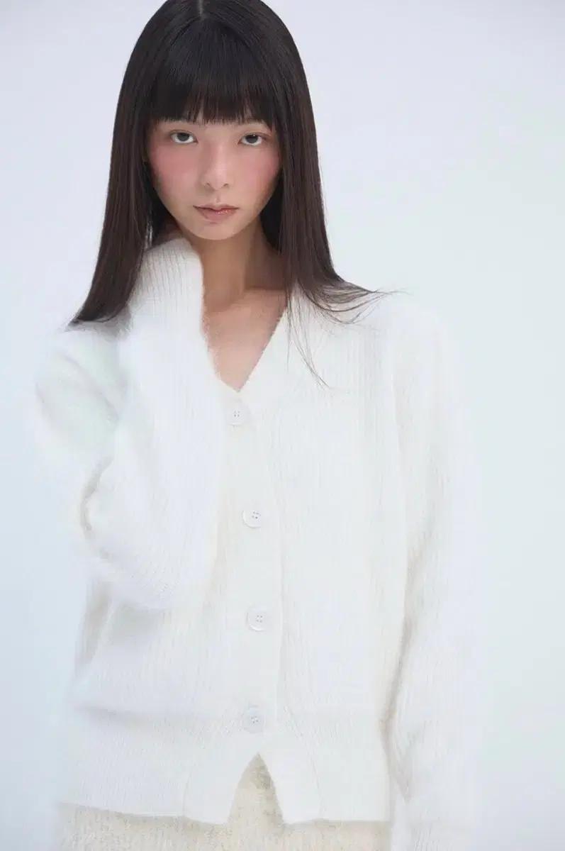더티스 앙고라 라쿤 믹스 퍼 가디건 화이트