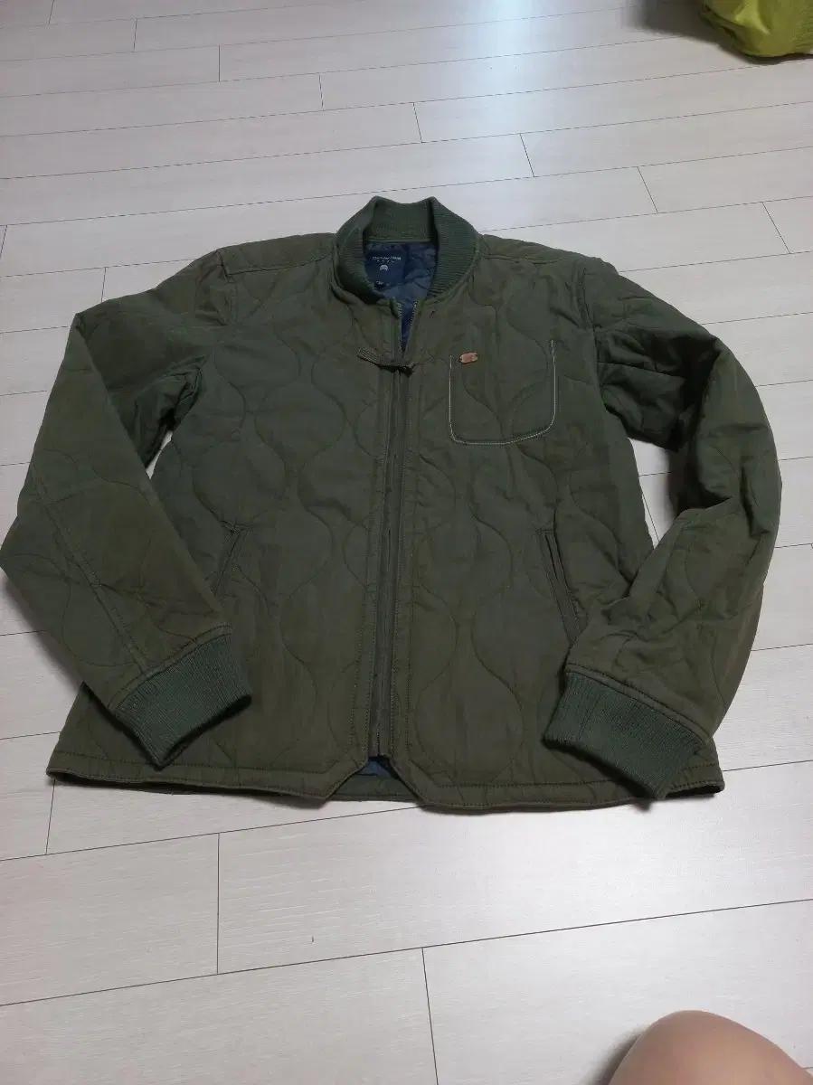 써스데이아일랜드 남성 퀼팅패딩자켓95M