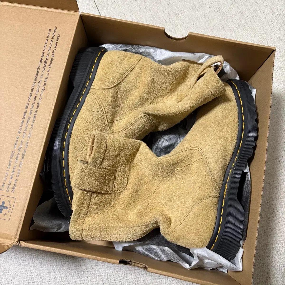 Dr. Martens x Stussy 2295 Decon Sand Hai