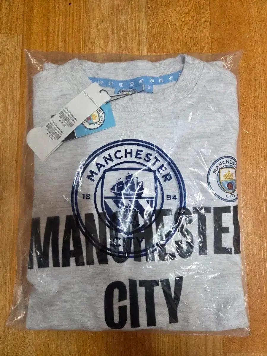 맨시티 맨투맨 100사이즈 새상품