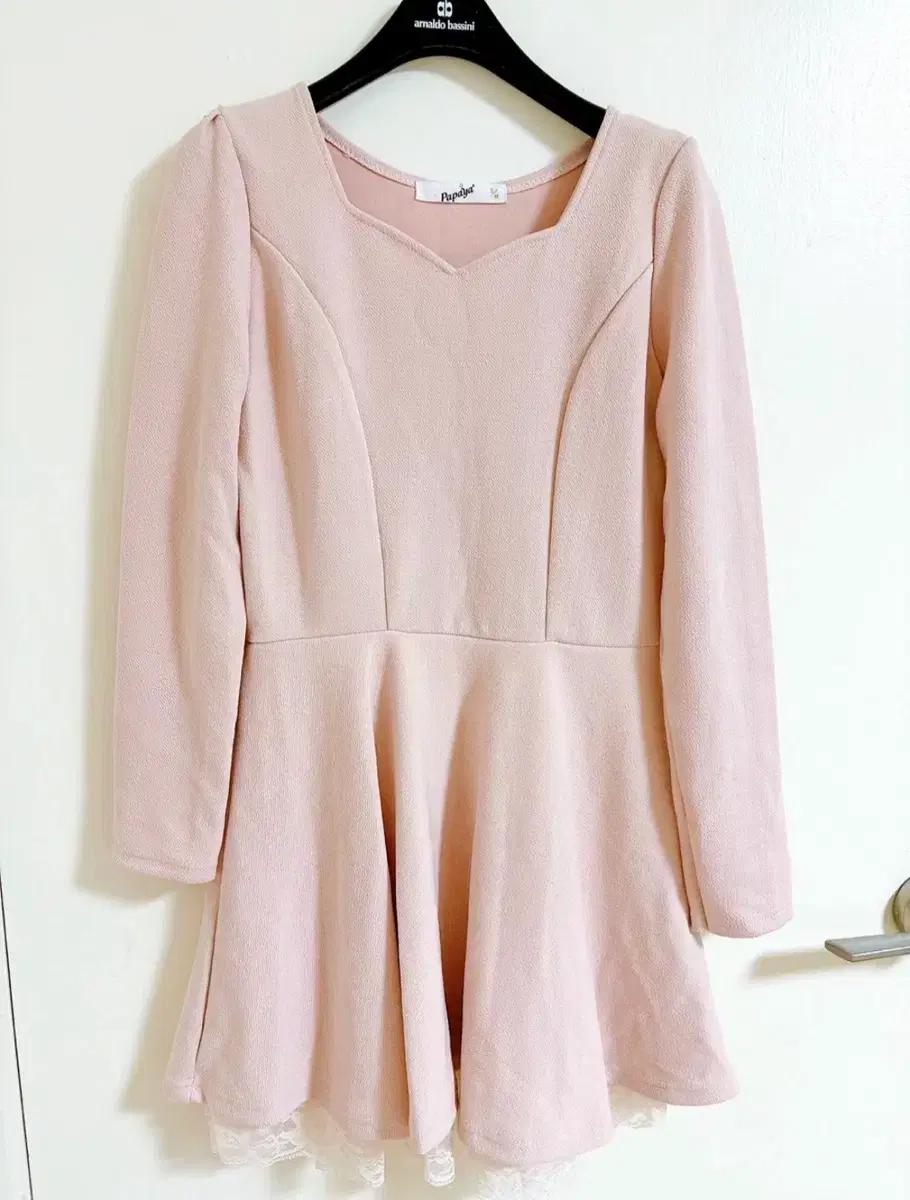 (새상품) 인디핑크 봄 가을 겨울 원피스