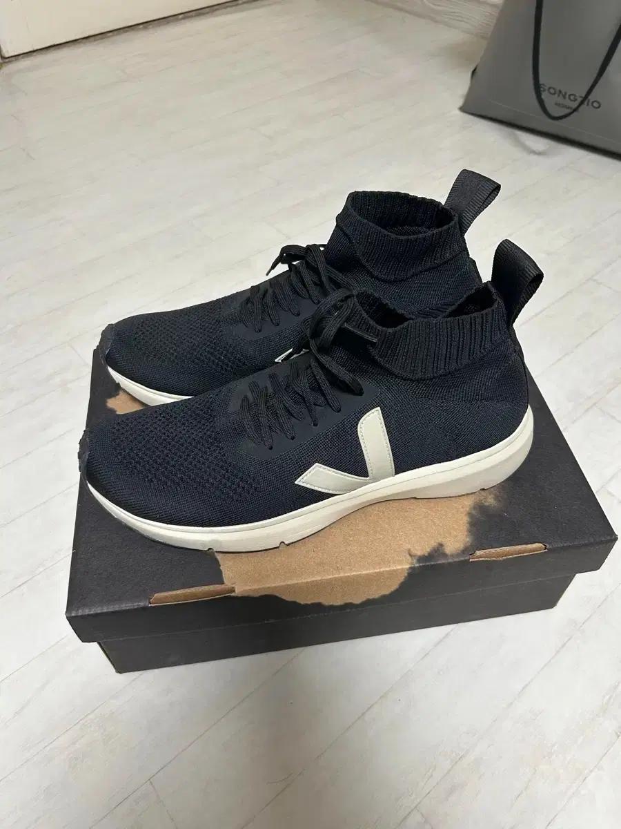 릭오웬스 x 베자 러너 스니커즈 44