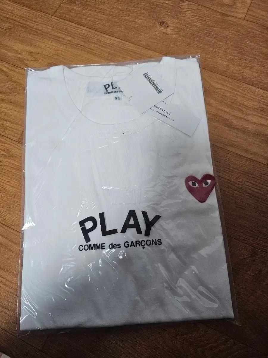 꼼데가르송 PLAY 흰색 반팔티 XL 새상품