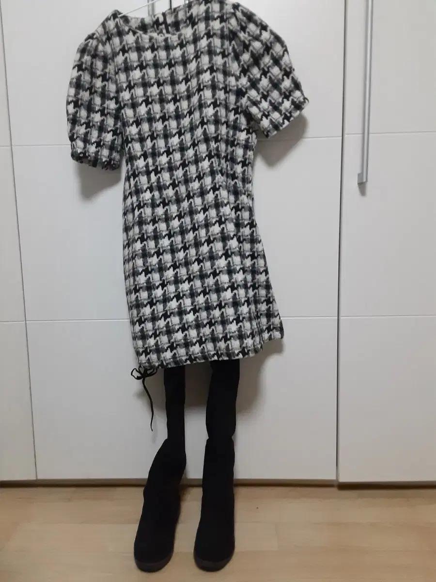 이렇게 입으니 남친이 나의 섹시 큐트함에 미쳐버린 부츠 원피스 세트