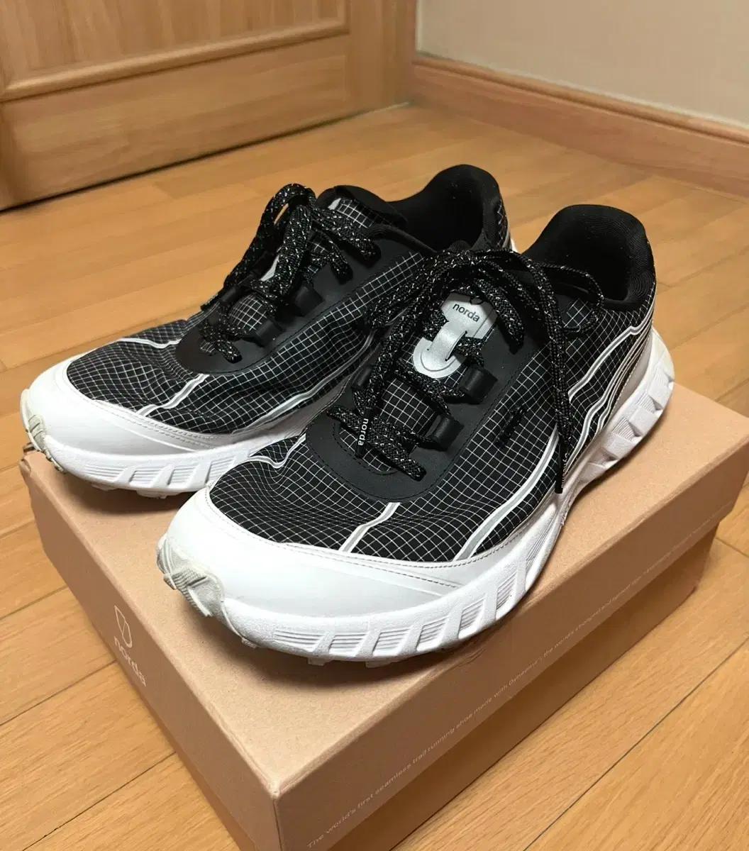 norda 노다 002 summit 블랙 270