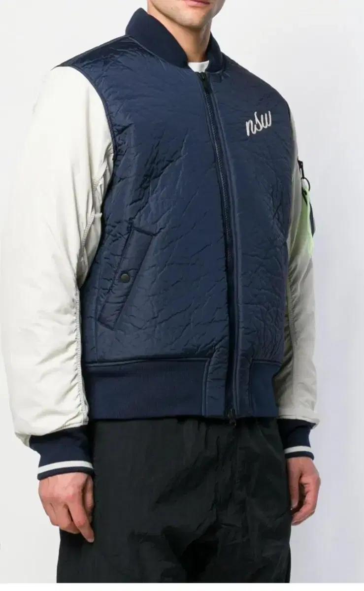 나이키 NSW 봄버 자켓 네이비/아이보리