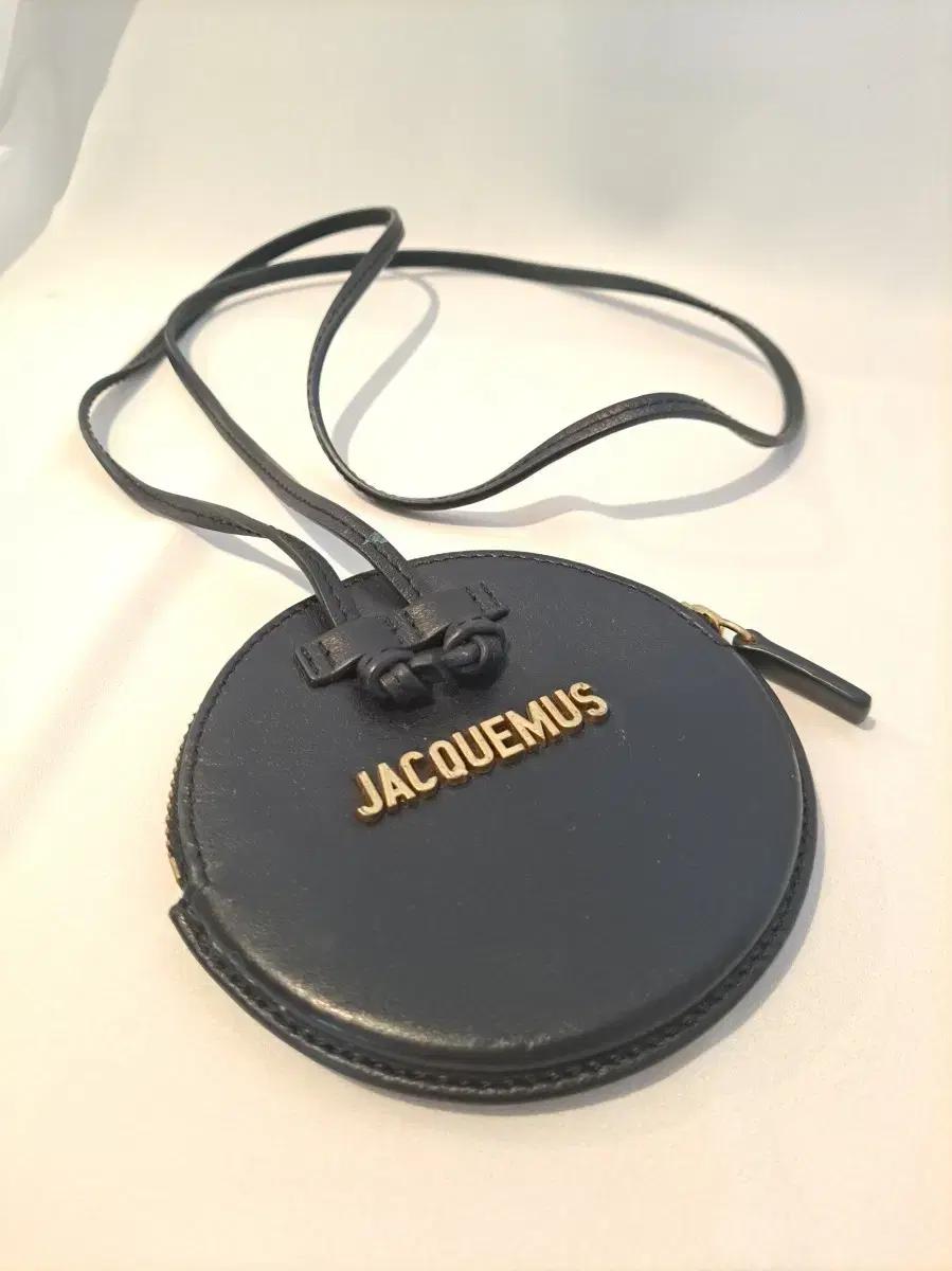 자크뮈스 (JACQUEMUS) 르 피추 미니백