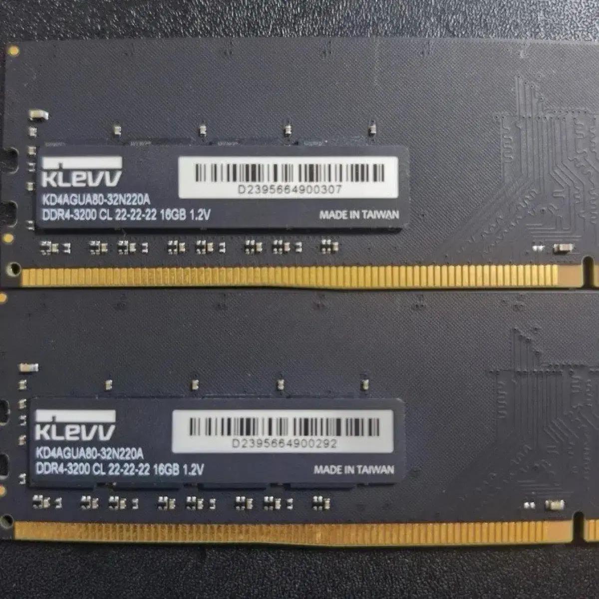 KLEVV DDR4 16GB 3200MHz 램 하나