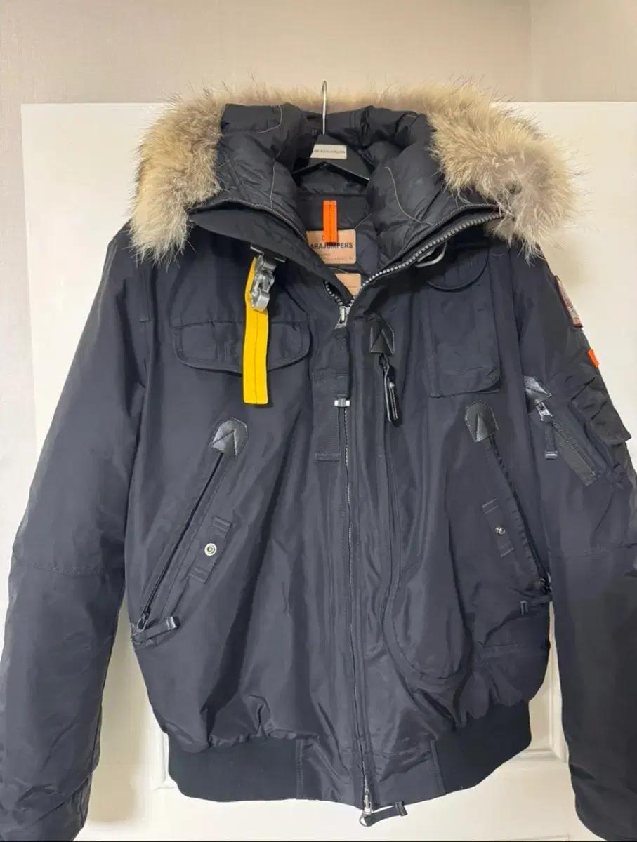 파라점퍼스 고비 21fw