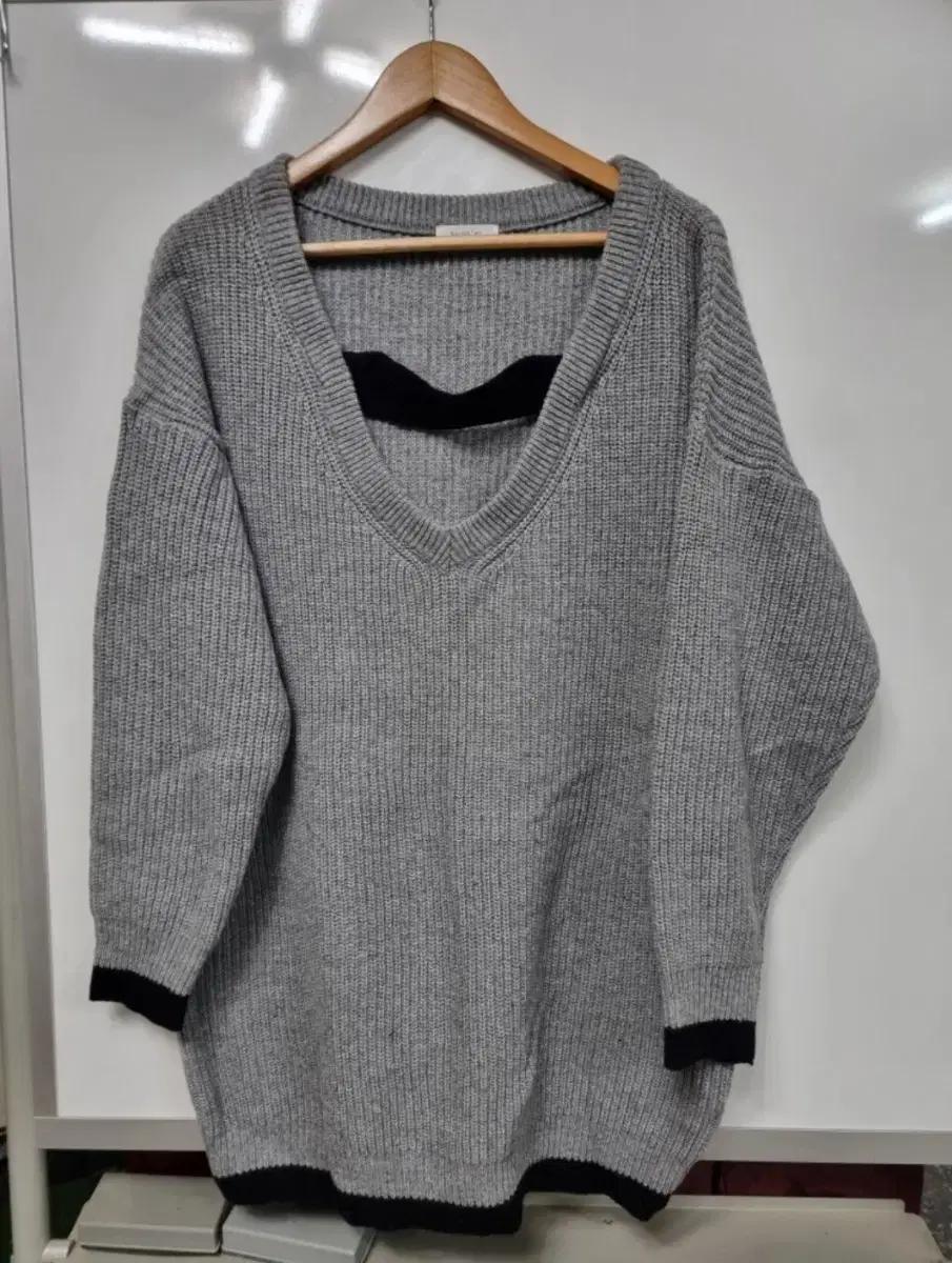 국산 고급 여성  브이넥 니트 롱니트 오버핏 원피스형