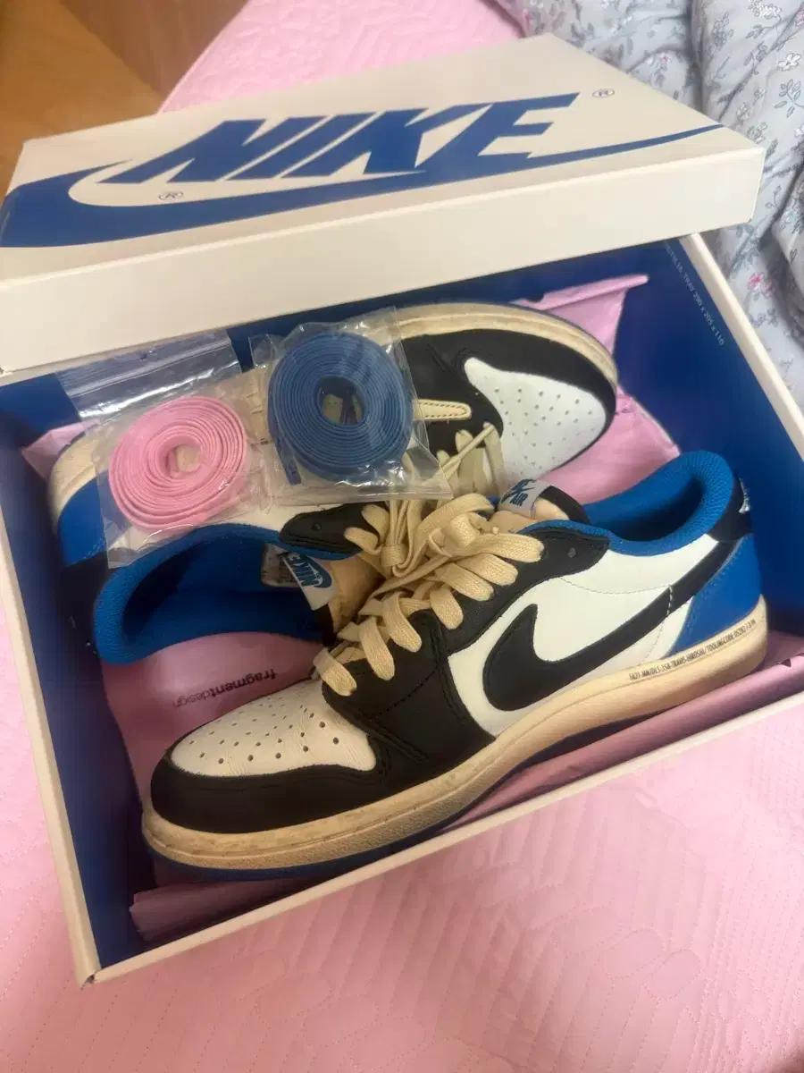 나이키 에어 조던1 로우 트래비스 스캇 OG 240