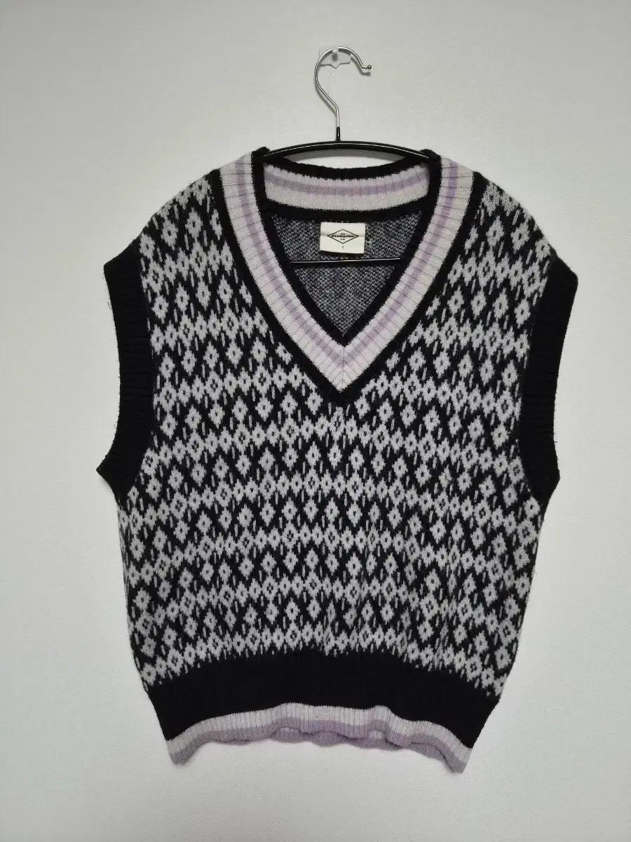 제너럴아이디어 빈티지 아가일 베스트 니트 S