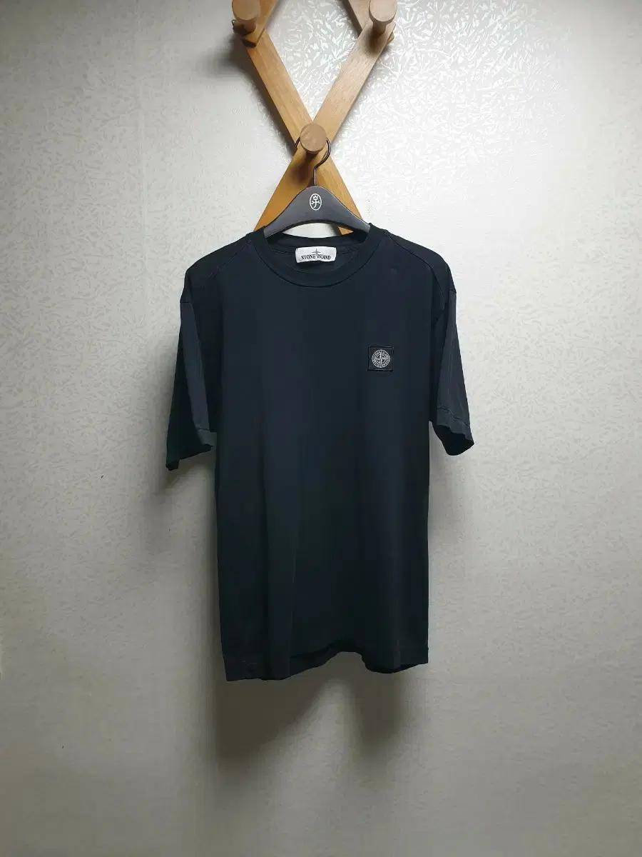 [90~95] 스톤아일랜드 블랙 반팔 티셔츠