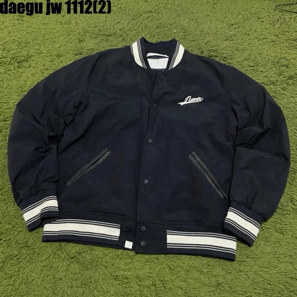 디스이즈네버댓 스타디움 자켓