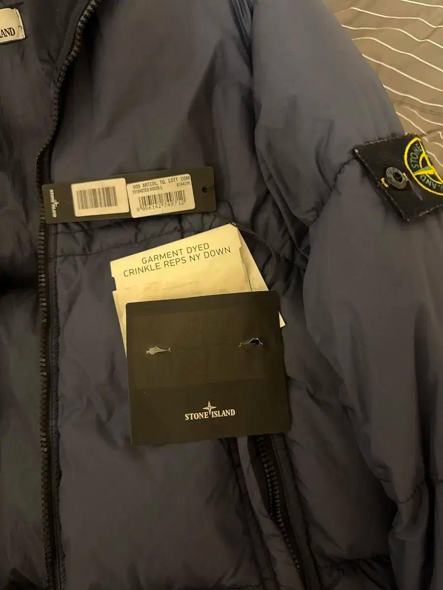 스톤아일랜드 CRINKLE REPS 패딩 L