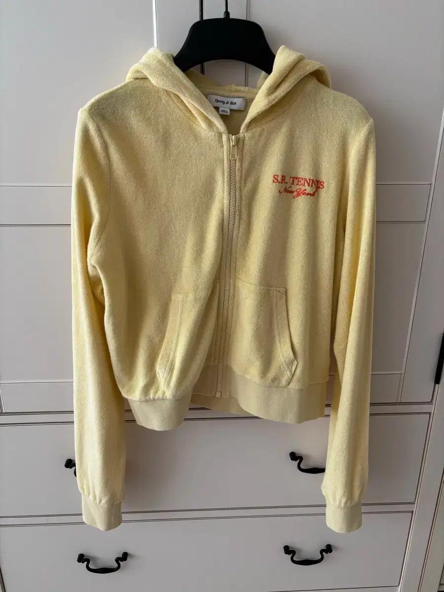 스포티앤리치 후디 집업 테리