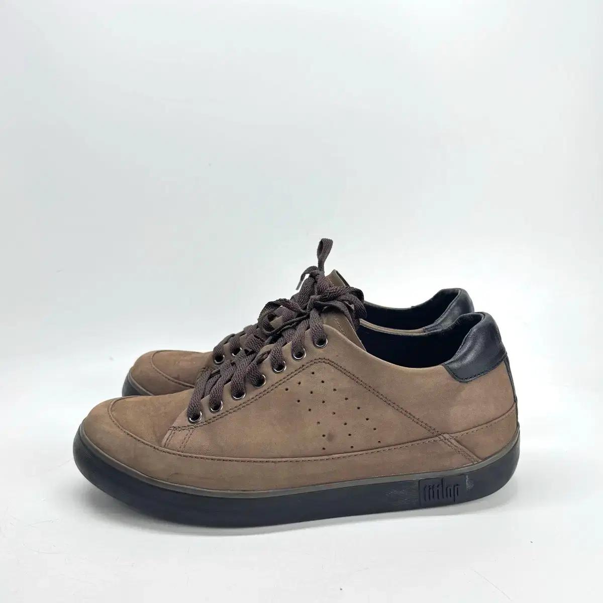 260)핏플랍 누벅 브라운 스니커즈