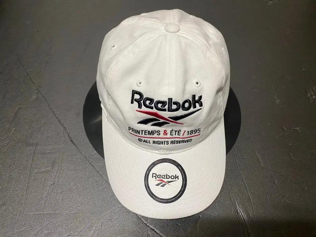 Reebok classic cap볼캡