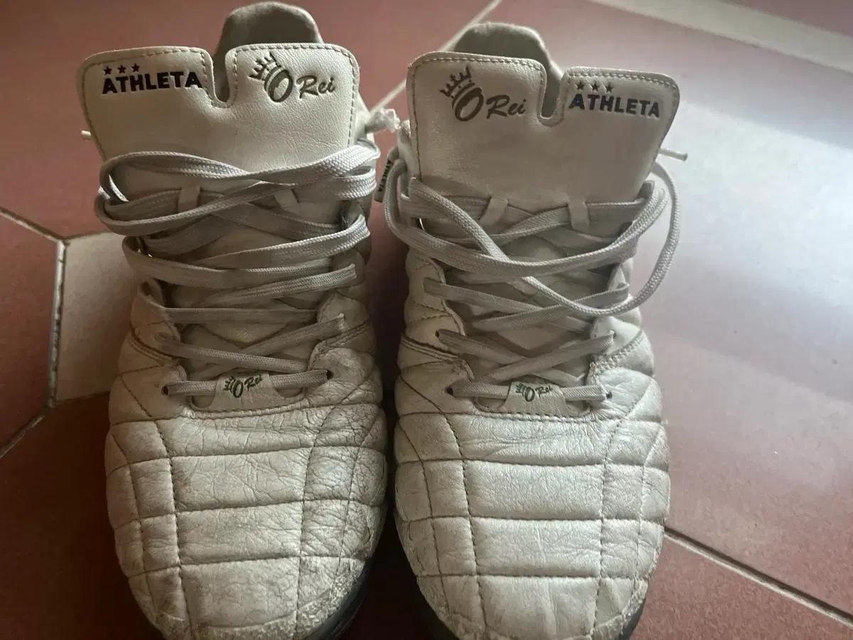 ATHLETA O-Rei 풋살화 250