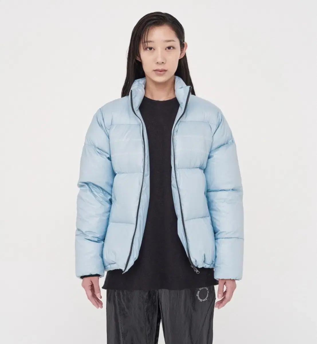 마뗑킴 글로시 푸퍼 패딩 M