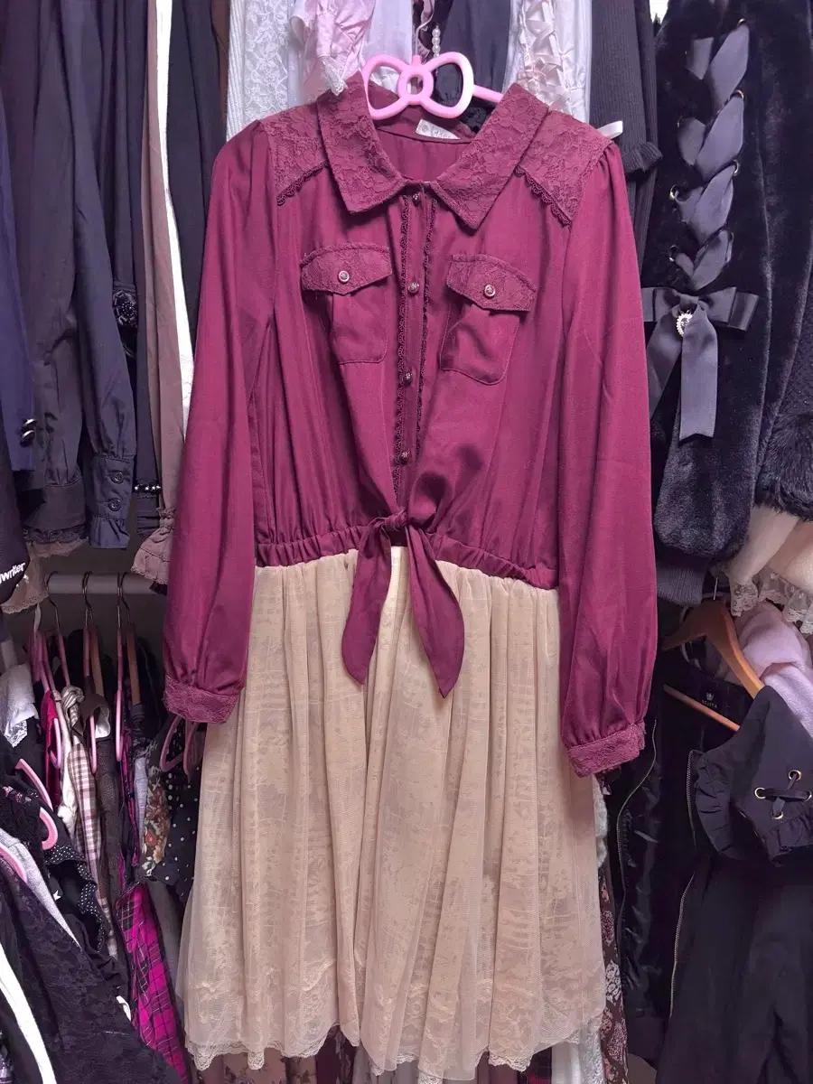 엑시즈팜쉬폰와인베이지롱원피스빈티지히메라떼갸루로걀일브하객룩