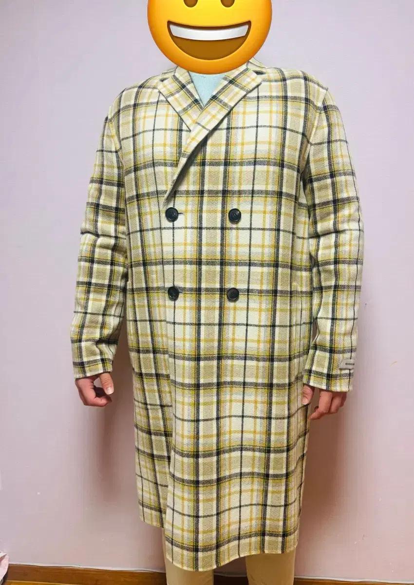 본 체크무늬 코트