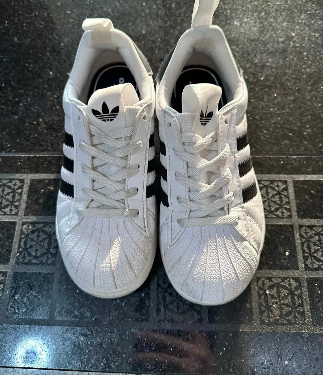 아디다스 슈퍼스타 키즈 190(세탁완료)