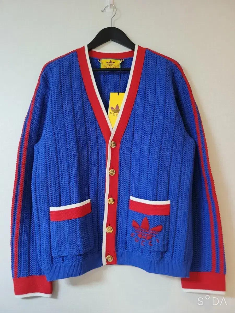 (백화점판 한글택)구찌 아디다스 스페셜 한정판 라이닝 금장 가디건