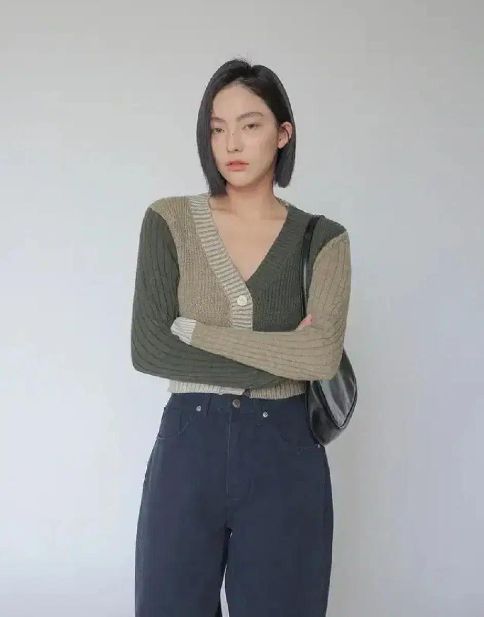 스타일난다 감성배색쇼트핏 니트 가디건