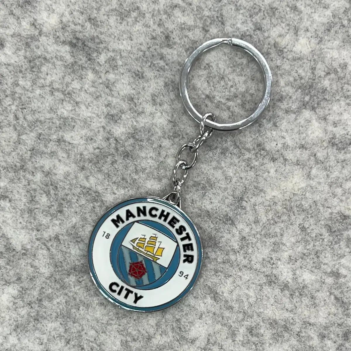 맨시티 해외축구 엠블럼 로고 메탈 열쇠고리 축구 키체인 선물용 키링