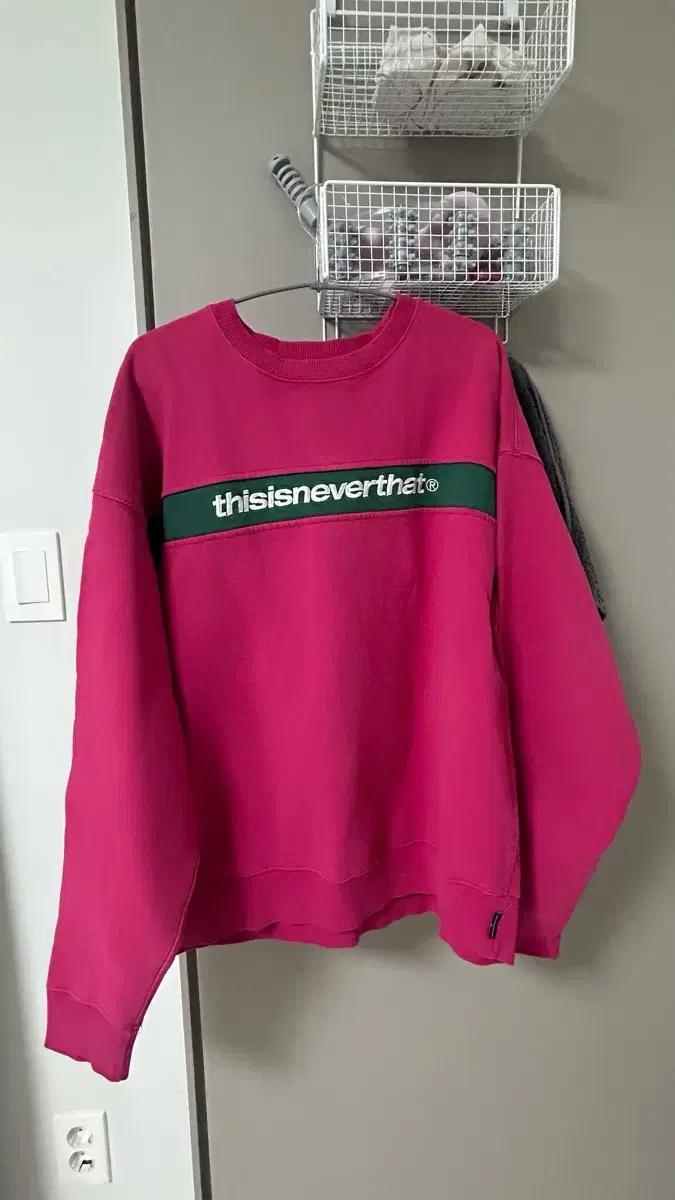 디스이즈네버댓 맨투맨 thisisneverthat