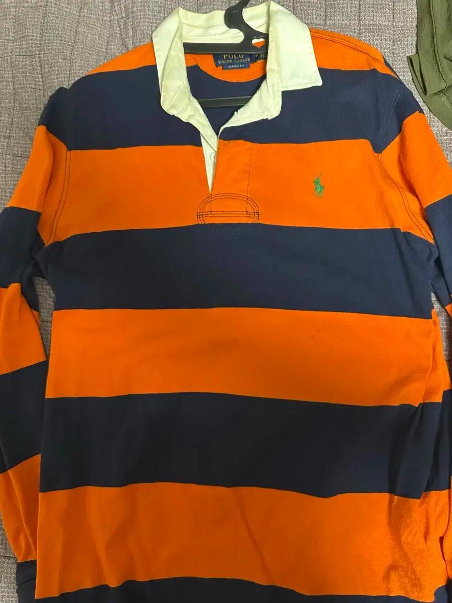 폴로 랄프로렌 스트라이프 럭비티 긴팔 M 사이즈팔아요