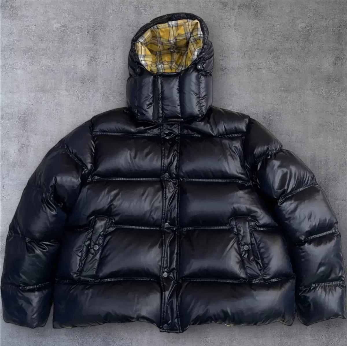 아더에러 ADER ERROR 네이비 옐로체크 리버시블 푸퍼패딩