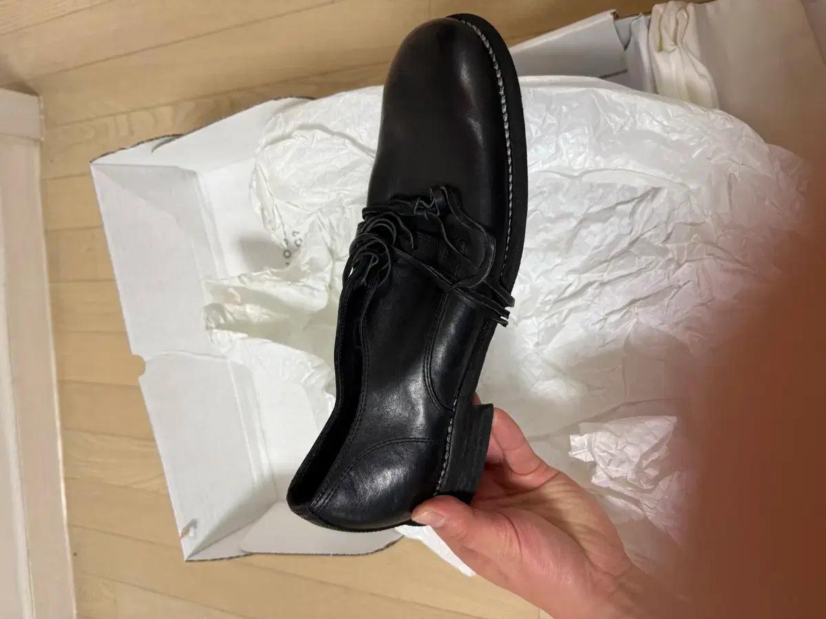 [44] 새상품 구이디 992X 풀그레인 더비 블랙