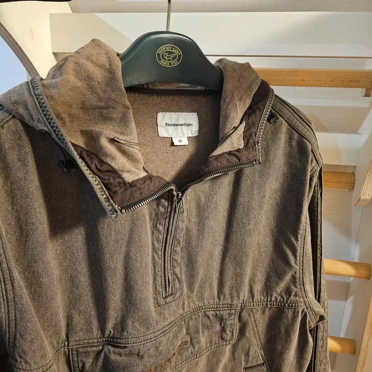 디스이즈네버댓 아노락 브라운 M 사이즈