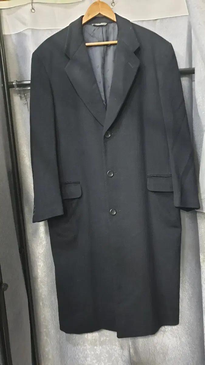 크리스찬디올 캐시미어100 %롱코트 52사이즈