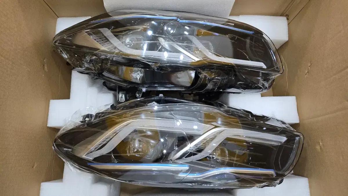 BMW F18 5시리즈 LED 헤드라이트 1세트