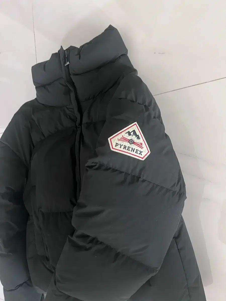 피레넥스 여성 숏패딩