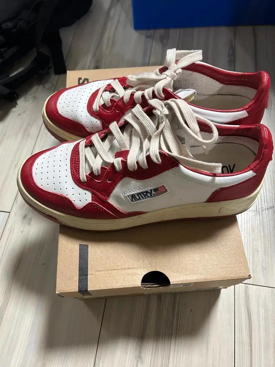 오트리 250사이즈팝니다