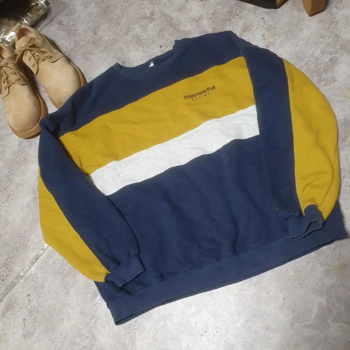 디스이즈네버댓 컬러 블록 맨투맨 티셔츠