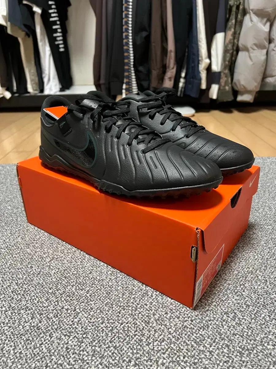 나이키 티엠포 레전드 10 아카데미 290