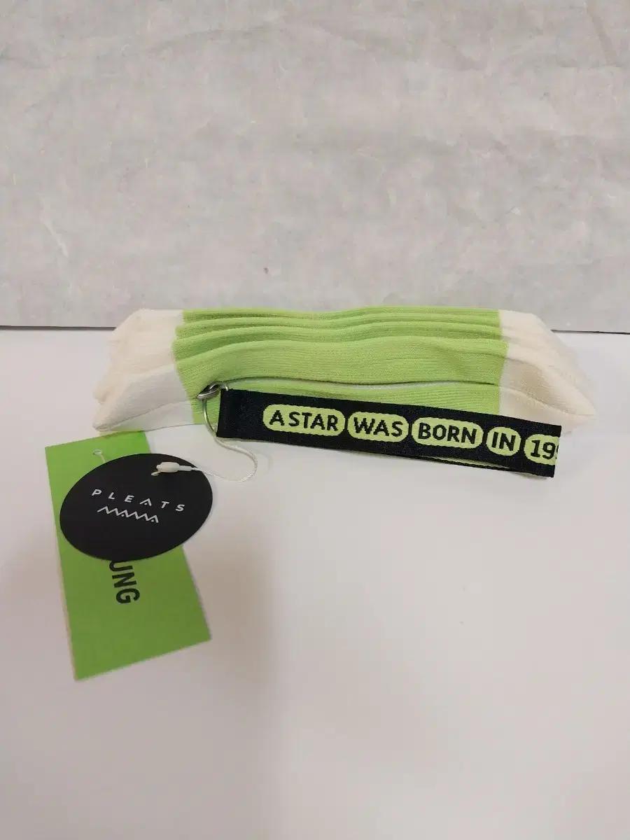 올리브영x플리츠마마 콜라보 파우치