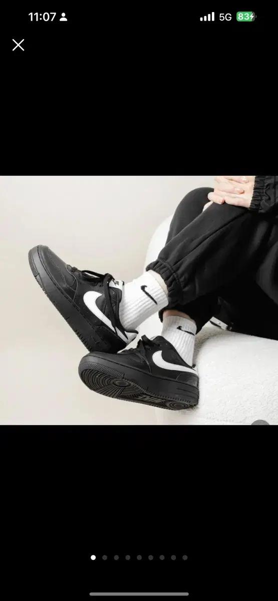 황금사이즈240) 나이키 감마 포스 우먼스 블랙 화이트 여성용스니커즈 운