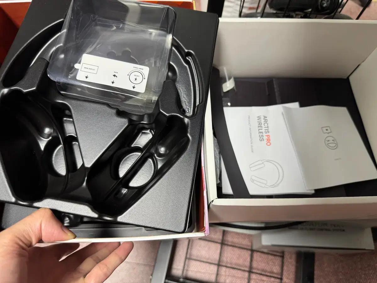 스틸시리즈 아크티스 프로 와이어리스 무선 헤드셋