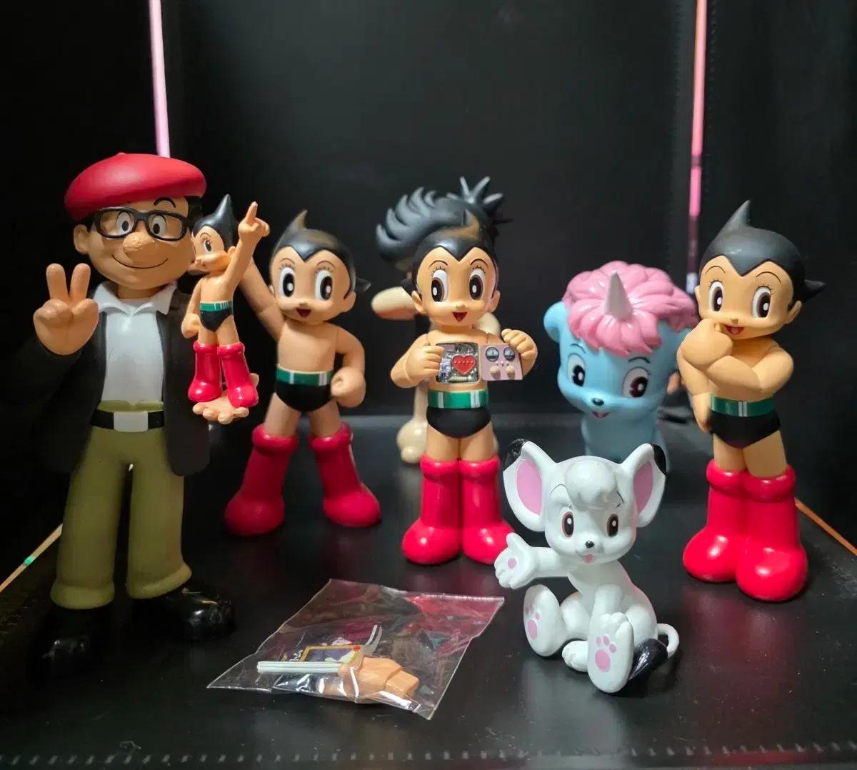 hunghing toys 헝잉토이즈 아톰 , 도로로 , 유니코 , 레오