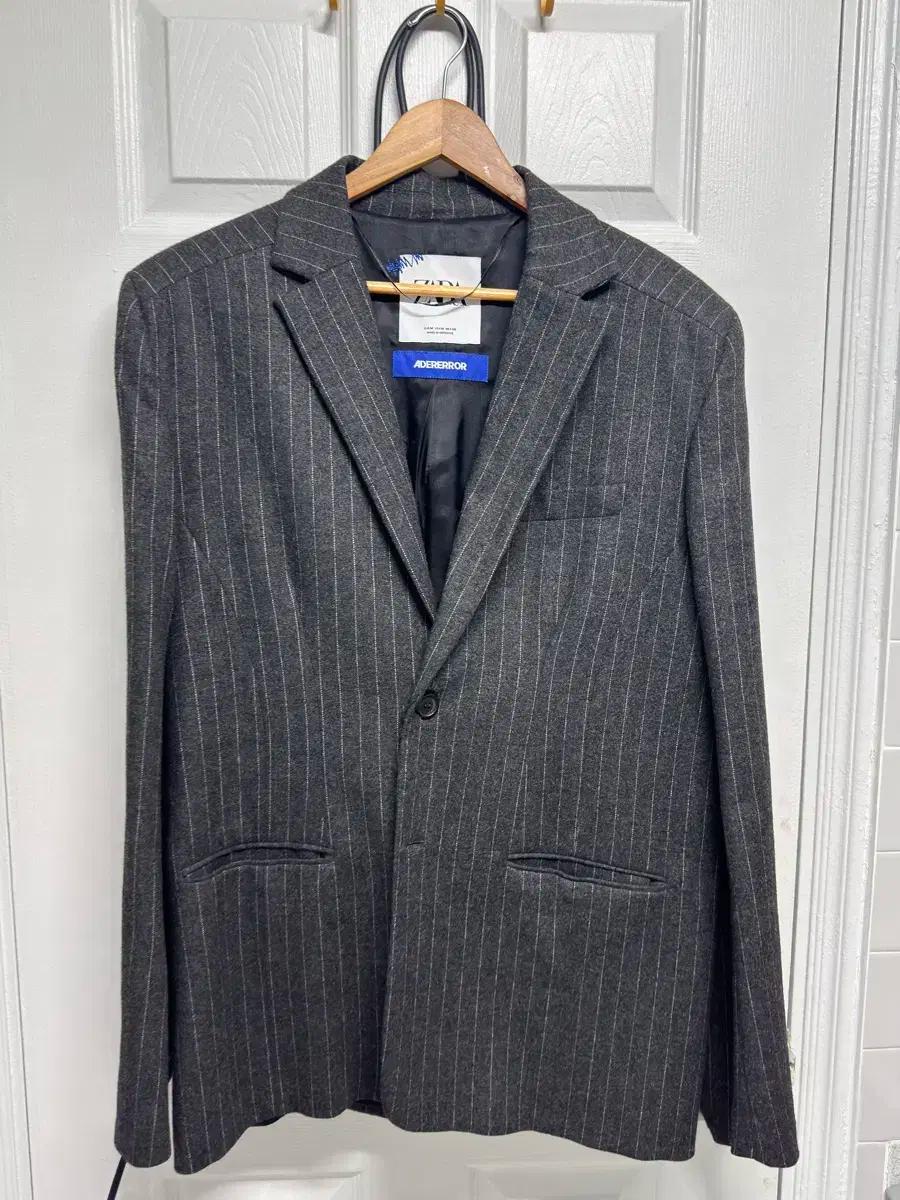 크림기준 55만원)ZARA x ADERERROR 스트라이프 블레이저 M