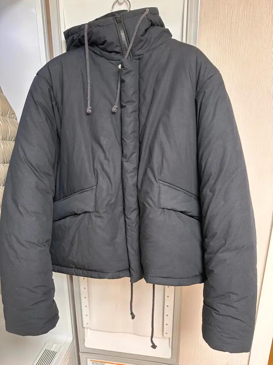 이지 시즌 5 푸퍼 패딩 자켓 잉크