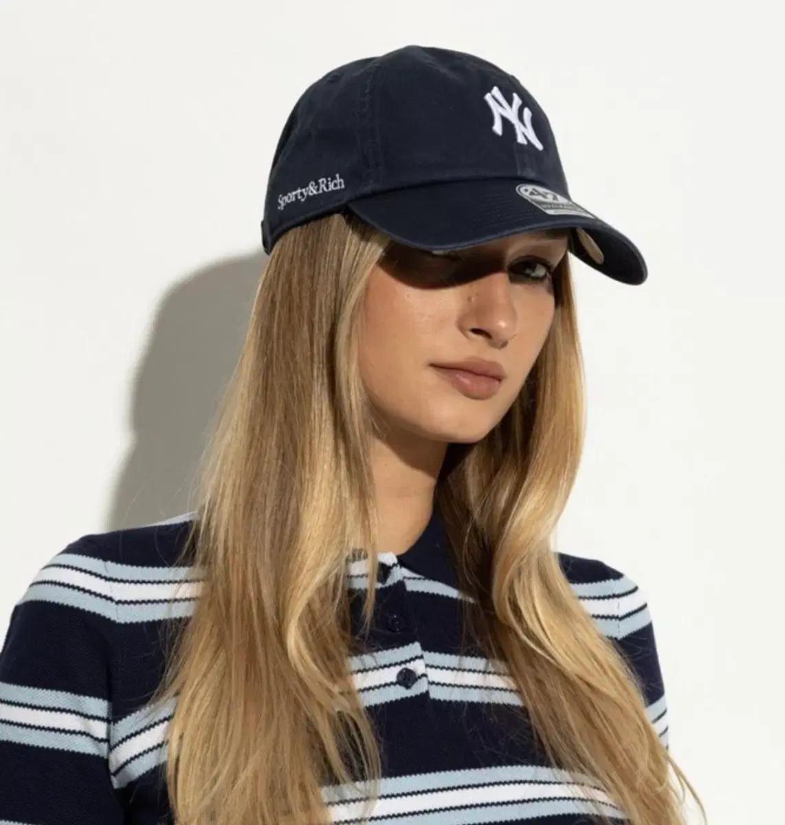 스포티앤리치 NY 볼캡 새상품