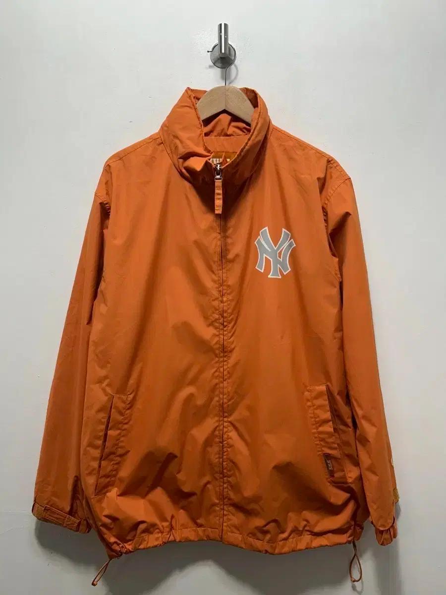 105 MLB 뉴욕 양키스 오렌지 바람막이 wws